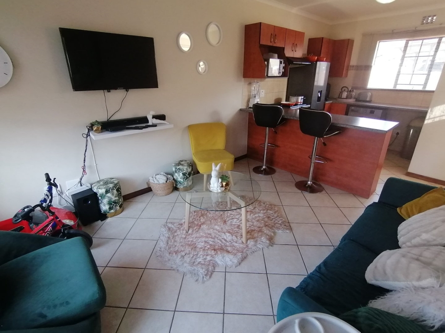 2 Bedroom Property for Sale in Hillside Free State